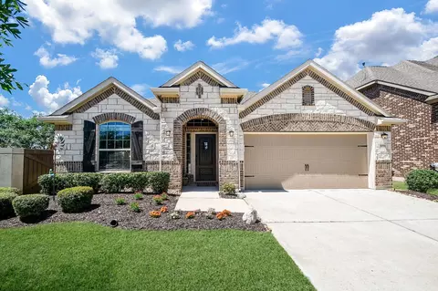 1038 Warm Summer Dr, Richmond, TX 77406
