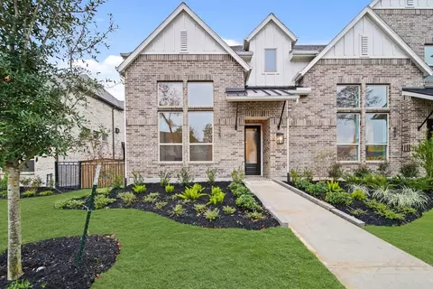 325 Fields Ln, Montgomery, TX 77316