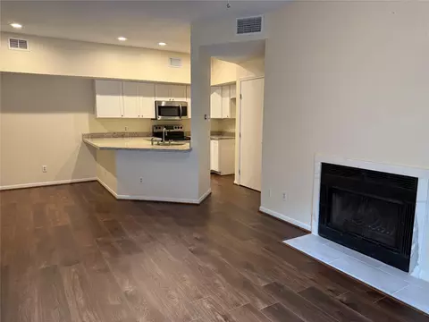 2121 El Paseo St #2003, Houston, TX 77054