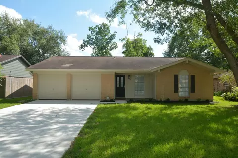 406 Christina Ln, Friendswood, TX 77546