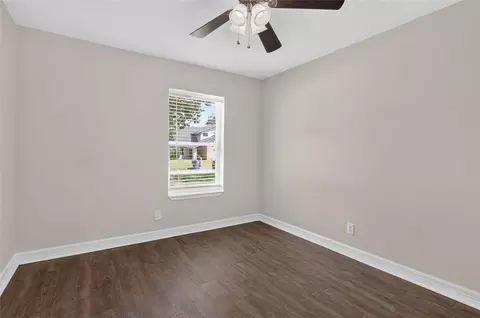 Bedroom - 6903 Briarfield Dr, Spring, TX 77379 photo 4 of 6
