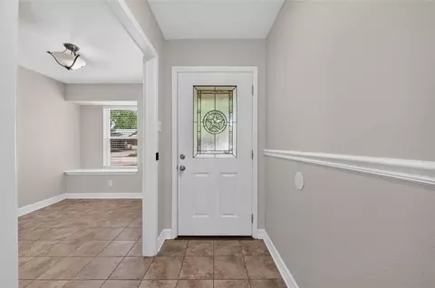 Entry Way - 6903 Briarfield Dr, Spring, TX 77379 photo 2 of 2