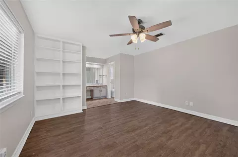 Bedroom - 6903 Briarfield Dr, Spring, TX 77379 photo 3 of 6