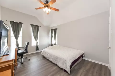 Bedroom - 3002 Vincent Crossing Dr, Spring, TX 77386 photo 3 of 3