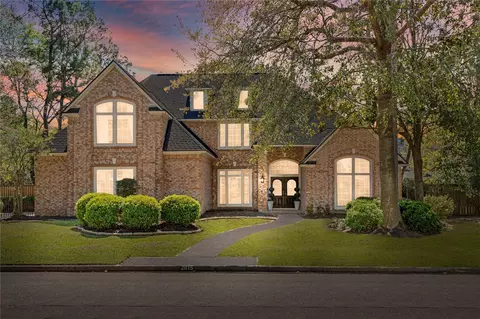 2015 Hickory Park Dr, Kingwood, TX 77345