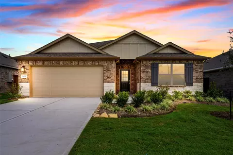 2123 Levant Ln, Baytown, TX 77523