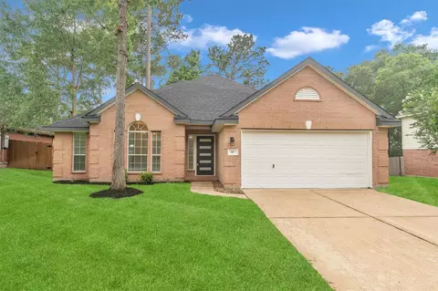 87 S Wynnoak Cir, The Woodlands, TX 77382