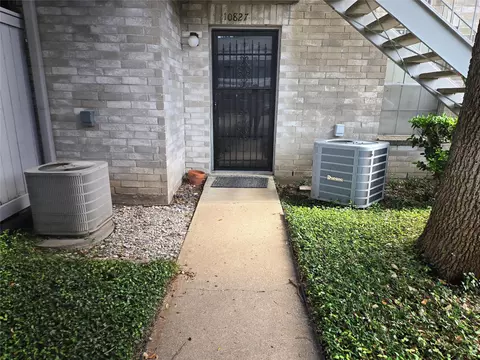 10827 Braes Bend Dr #10827, Houston, TX 77071