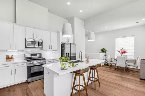 3313 Hutchins St, Houston, TX 77004