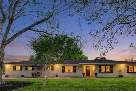 8100 Bender Rd, Humble, TX 77396