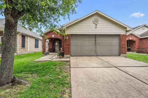 1023 Hampton Villa Ln, Houston, TX 77047