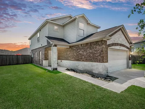 9207 Chloe Dr, Houston, TX 77044