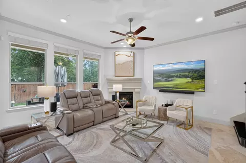 Living - 226 Skybranch Ct, Conroe, TX 77304 photo 2 of 3