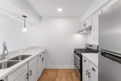 1016 E Tri Oaks Ln Unit 45 Ln #45, Houston, TX 77043