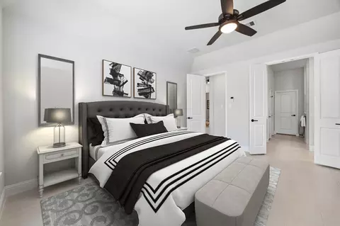 Bedroom - 16014 Tangled Vine Ln, Conroe, TX 77302 photo 2 of 3