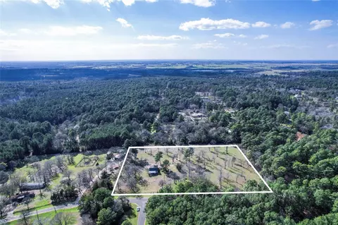 6445 N Hill Rd, Navasota, TX 77868