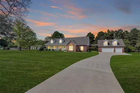7646 Millies Run Rd, Montgomery, TX 77316