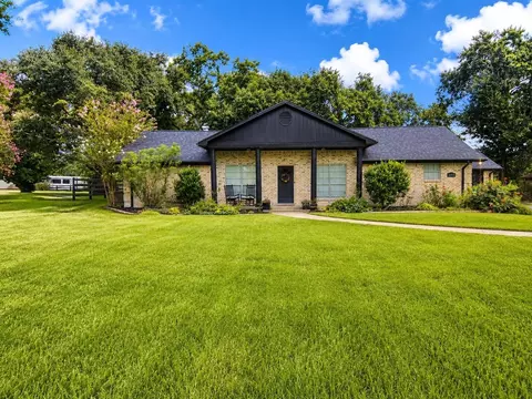 30819 Quinn Rd, Tomball, TX 77375