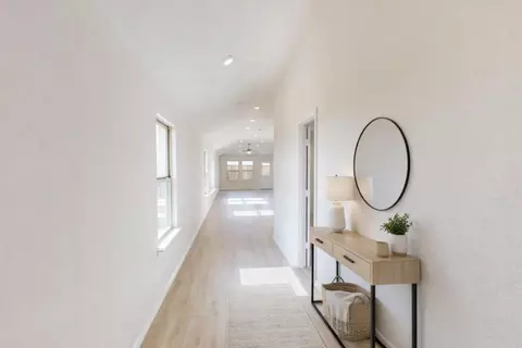 Entry Way - 625 Falling Cave Dr, Willis, TX 77378 photo 2 of 4
