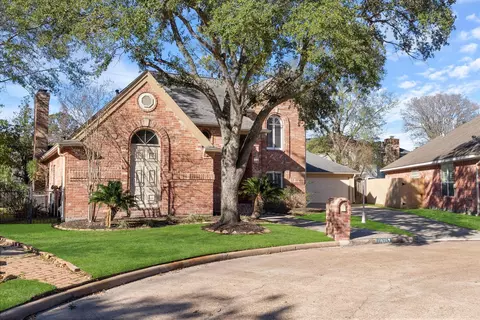 11626 Taos Ln, Houston, TX 77070