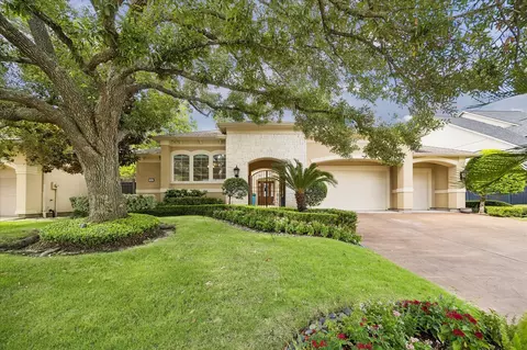 11927 Legend Manor Dr, Houston, TX 77082