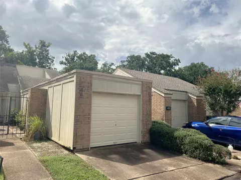 1856 Veranda Dr, West Columbia, TX 77486