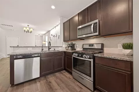 Kitchen - 23639 Buttress Root Dr, Spring, TX 77373 photo 4 of 4