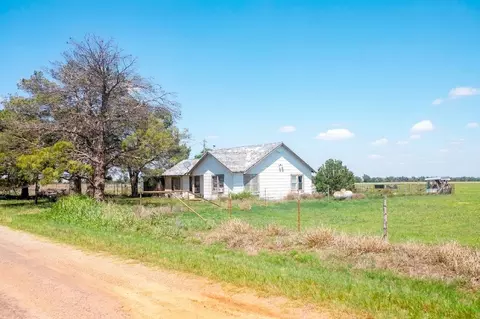 17438 County Road 105 N, Vernon, TX 76384