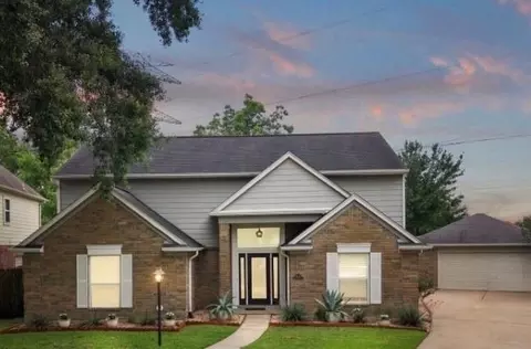 8831 Bent Spur Ln, Houston, TX 77064