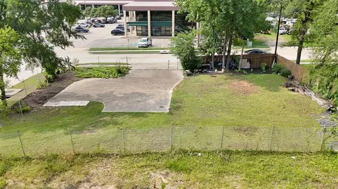 1620 Odd Fellow St, Conroe, TX 77301 photo 9