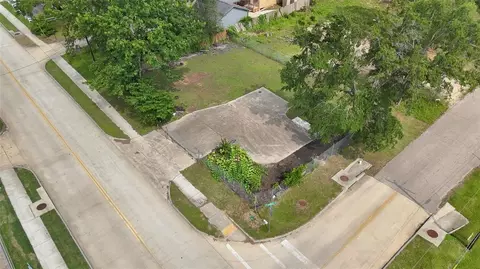 1620 Odd Fellow St, Conroe, TX 77301 photo 8