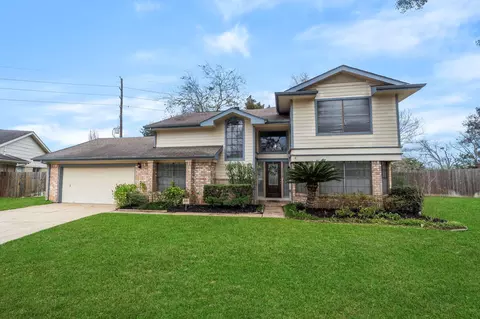2019 Braesmeadow Ln, Sugar Land, TX 77479