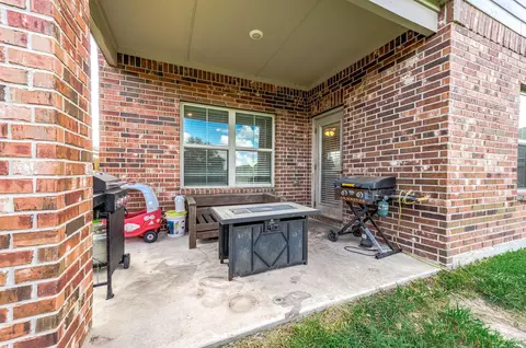 Exterior - 305 Bryan Way, Angleton, TX 77515 photo 5 of 8