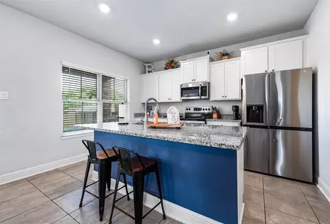 Kitchen - 305 Bryan Way, Angleton, TX 77515 photo 1 of 3