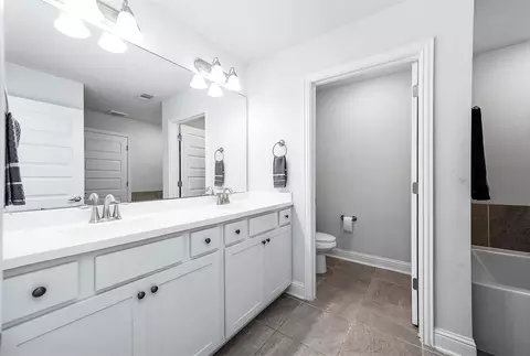 Bath - 305 Bryan Way, Angleton, TX 77515 photo 2 of 4