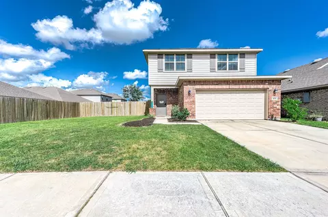 Exterior - 305 Bryan Way, Angleton, TX 77515 photo 4 of 8