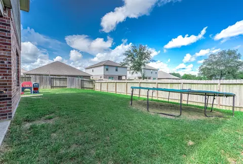 Exterior - 305 Bryan Way, Angleton, TX 77515 photo 6 of 8