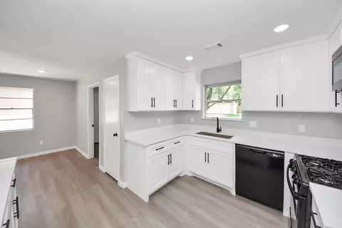 Kitchen - 2402 Rolling Glen Dr, Spring, TX 77373 photo 1 of 5