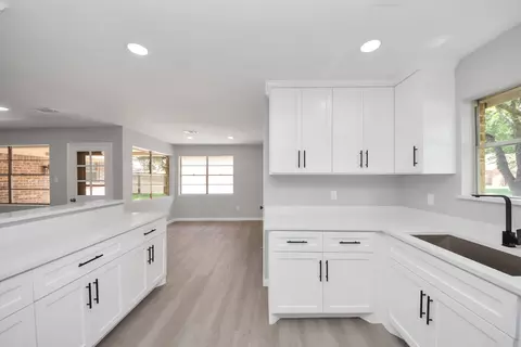 Kitchen - 2402 Rolling Glen Dr, Spring, TX 77373 photo 5 of 5