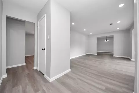 Entry Way - 2402 Rolling Glen Dr, Spring, TX 77373 photo 2 of 3