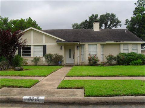 9315 Sharpview Dr, Houston, TX 77036 photo 1