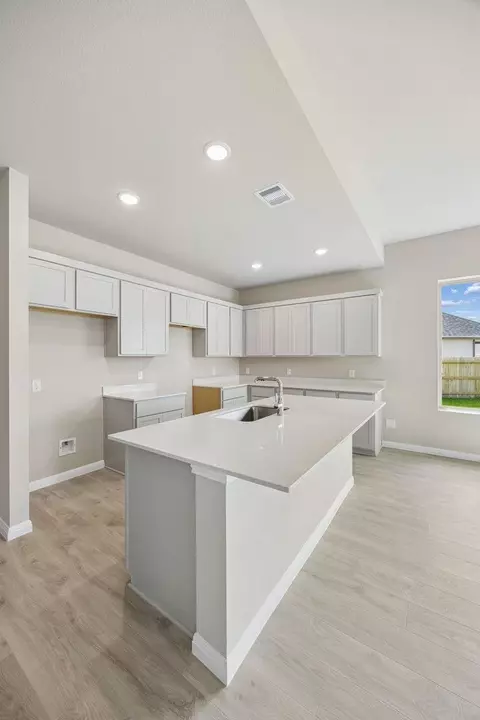 Kitchen - 1202 Pavia Fields Dr, Huffman, TX 77336 photo 5 of 5