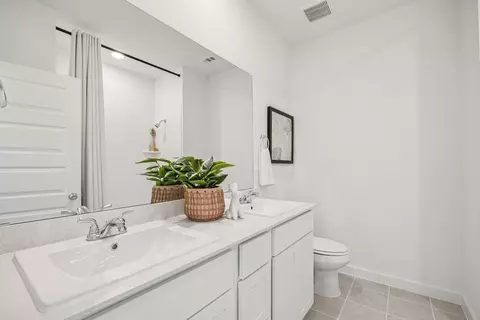 Bath - 1202 Pavia Fields Dr, Huffman, TX 77336 photo 5 of 6