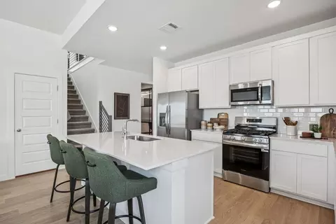 Kitchen - 1202 Pavia Fields Dr, Huffman, TX 77336 photo 3 of 5