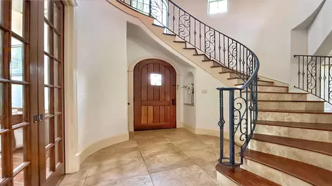 Entry Way - 25207 Hideaway Run Dr, Spring, TX 77389 photo 2 of 4