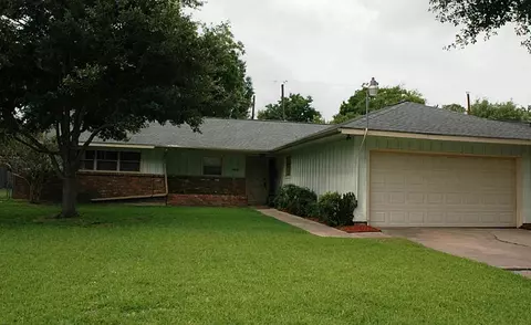 4829 Hummingbird St, Houston, TX 77035