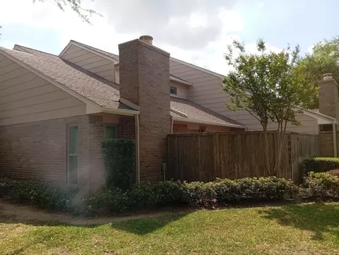 13935 Hollowgreen Dr, Houston, TX 77082