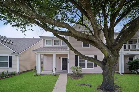 3739 E Traditions Ct, Houston, TX 77082