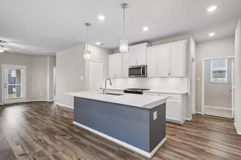 Kitchen - 17458 Buckeye Br, Conroe, TX 77385 photo 2 of 3