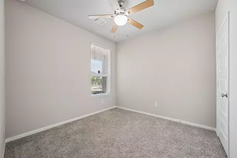 Bedroom - 17458 Buckeye Br, Conroe, TX 77385 photo 5 of 8